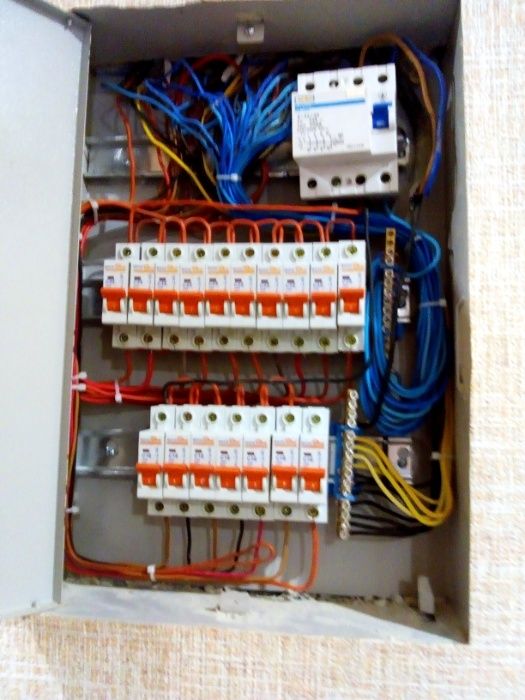 Послуги електрика. Услуги электрика. Аварийный вызов. Суми.Сумська обл