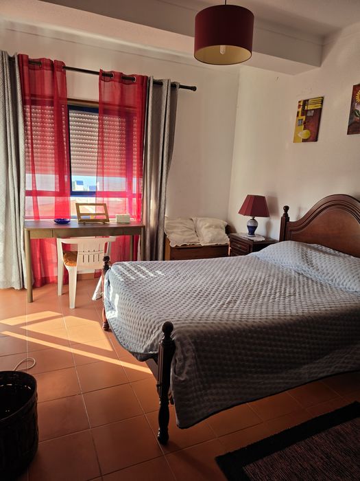 Quarto para alugar na Ericeira