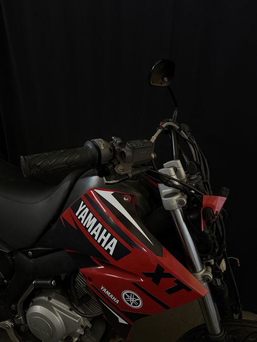 Yamaha XT 125 X - Acidentada