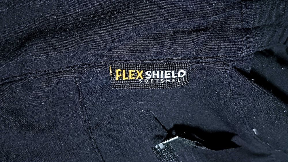 Ocieplane spodnie turystyczne JACK WOLFSKIN FLEXSHIELD SOFTSHELL r.M stan bardzo dobry