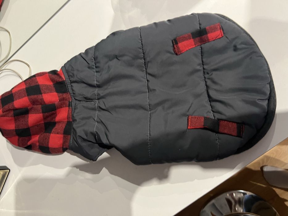 Новий теплий жилет на собаку