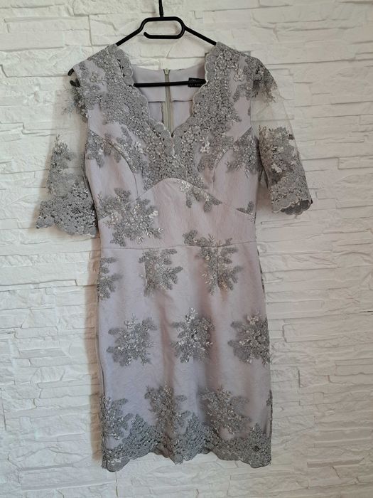Roco sukienka siwa koronka