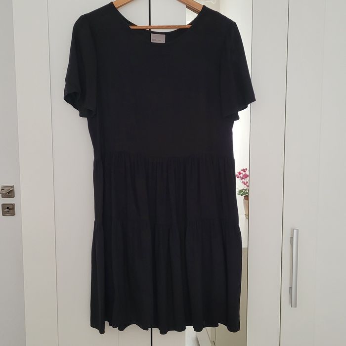 Sukienka letnia czarna Vero Moda roz. M