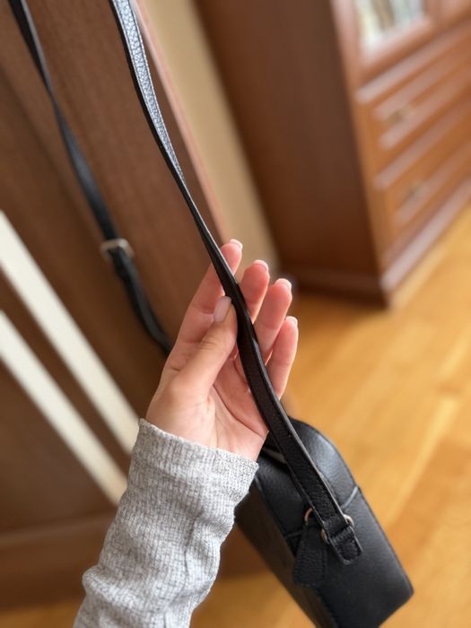 Продам Сумку Guess