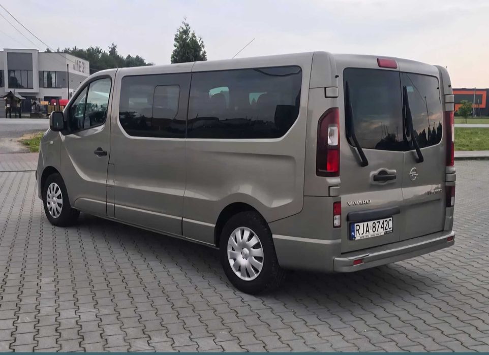 Opel Vivaro Long L2 1.6 BiTurbo 125 KM | 9 os. | I właściciel | Bezwypadkowy
