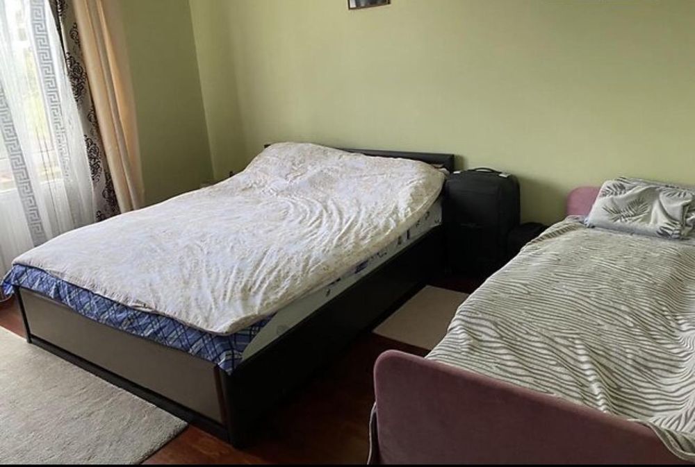 Продається просторий двоповерховий будинок у селі Ярок — ідеальне поєд