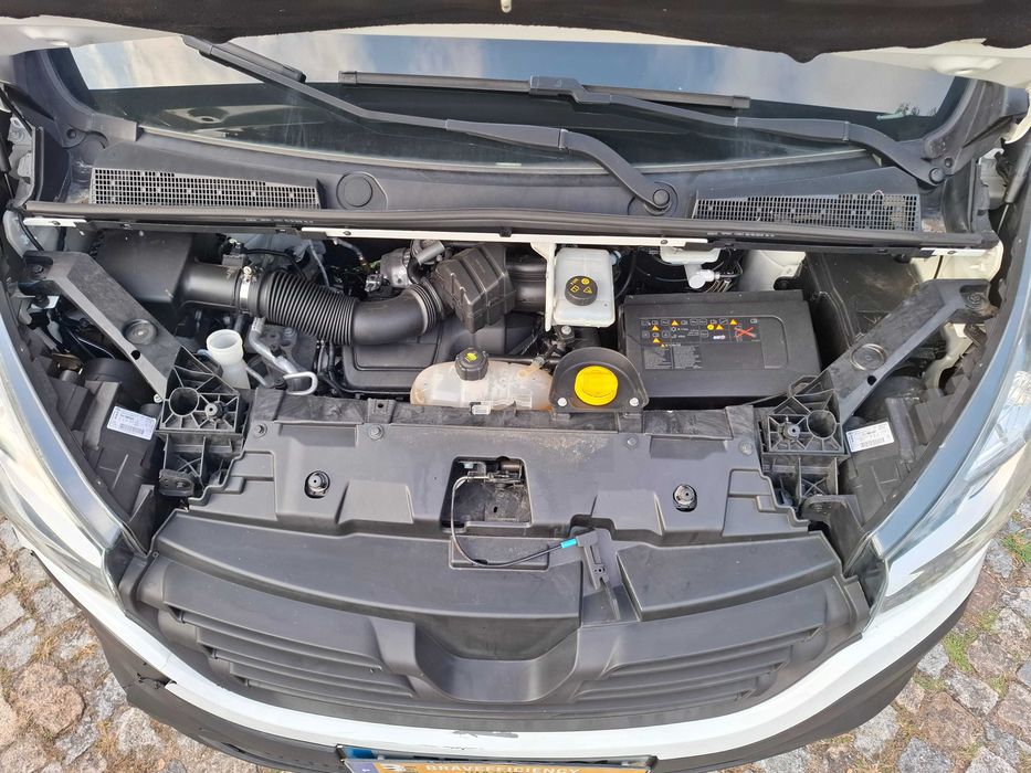 RENAULT TRAFIC 1.6 DCI 120CV LONGA MAXI NACIONAL DE 2019 (COM IVA DEDUTIVEL)
