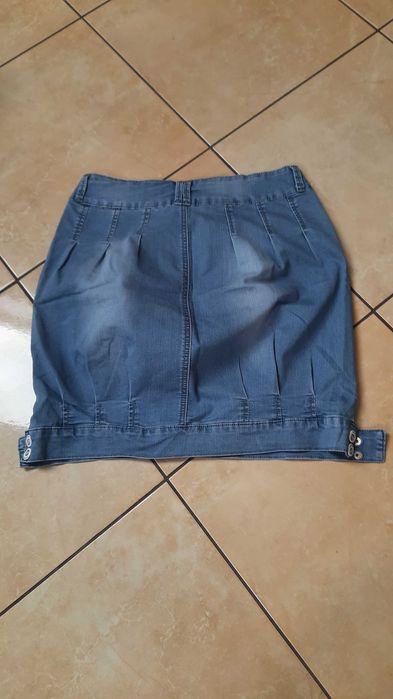 Spódniczka jeansowa
