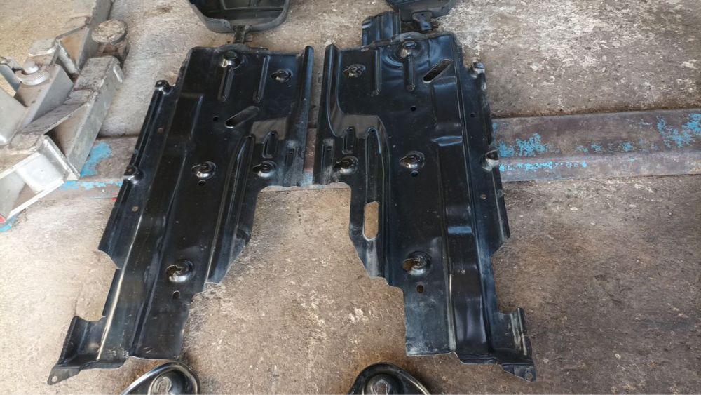 Металевий захист днища Jeep Cherokee KL TrailHawk 2014-2024