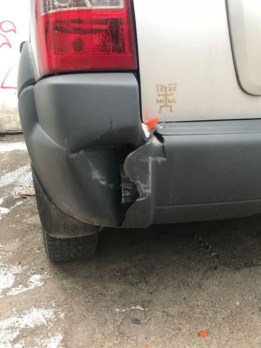 Бампер оригинал (поврежденный) на Tucson