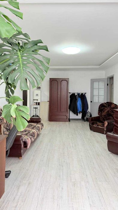 Продаж 2-к. квартири по вул. Кармелюка