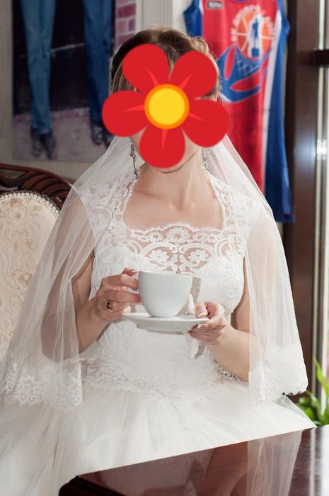 Свадебное платье + серьги + подъюбник с 2колец