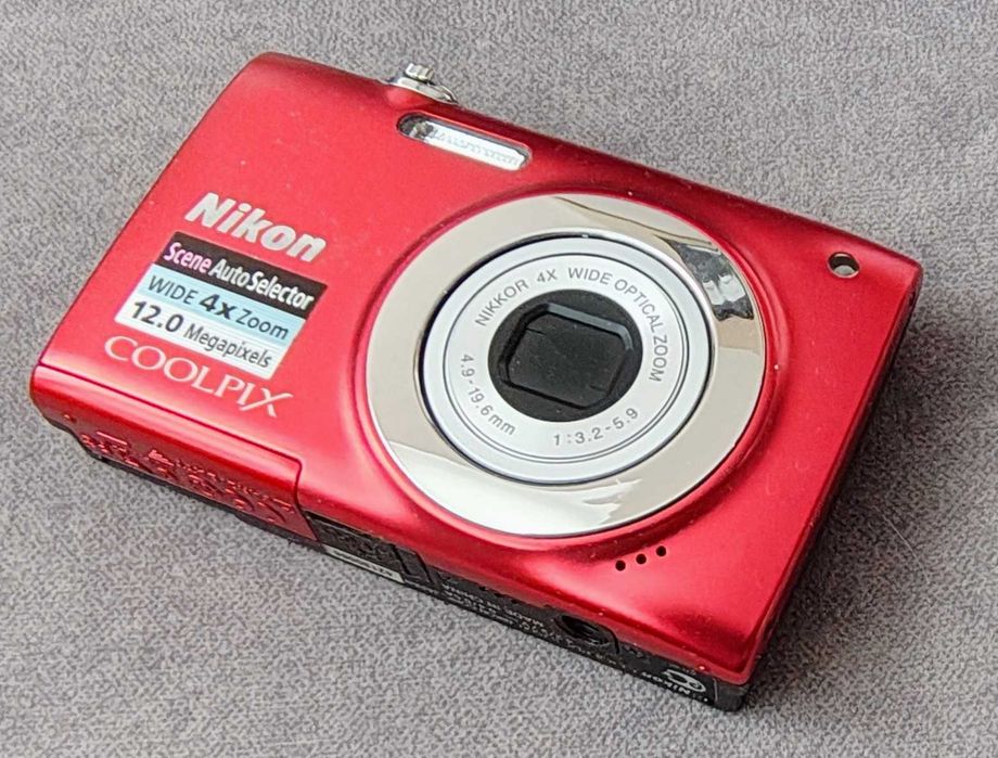 Nikon coolpix s2500