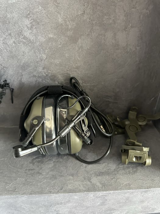 Активні навушники Earmor M32X