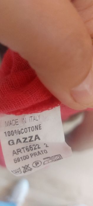 Damska narzutka w kwiaty