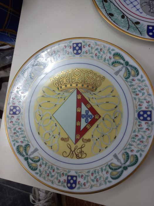 2 pratos de coleção philae