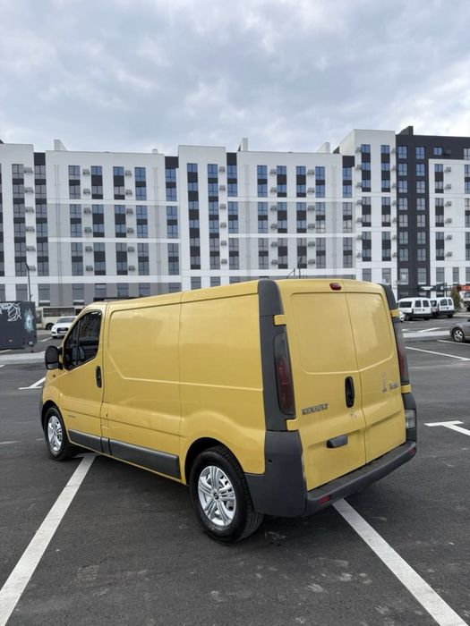 Renault Trafic 1.9 дизель, механіка 2003р