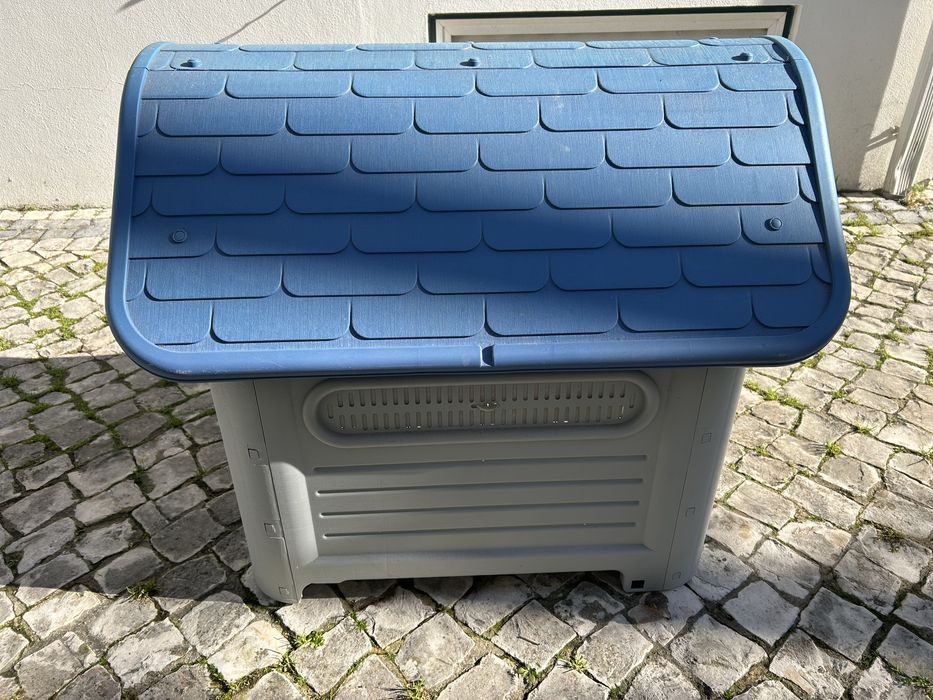 Casota de plástico - Tamanho Médio Grande