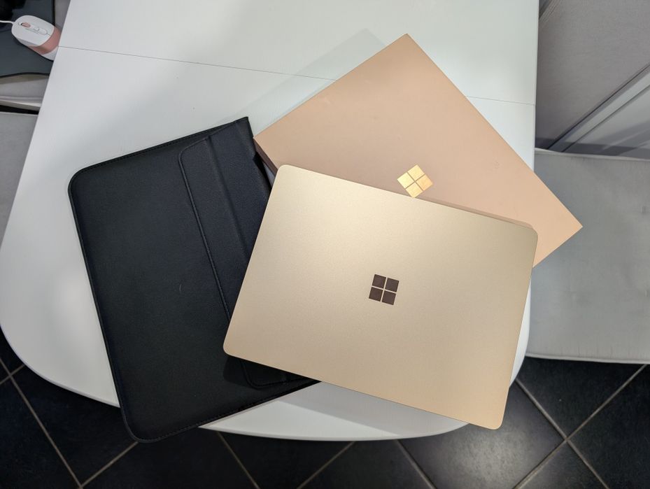 Ноутбук Microsoft Surface Laptop 7th Edition.