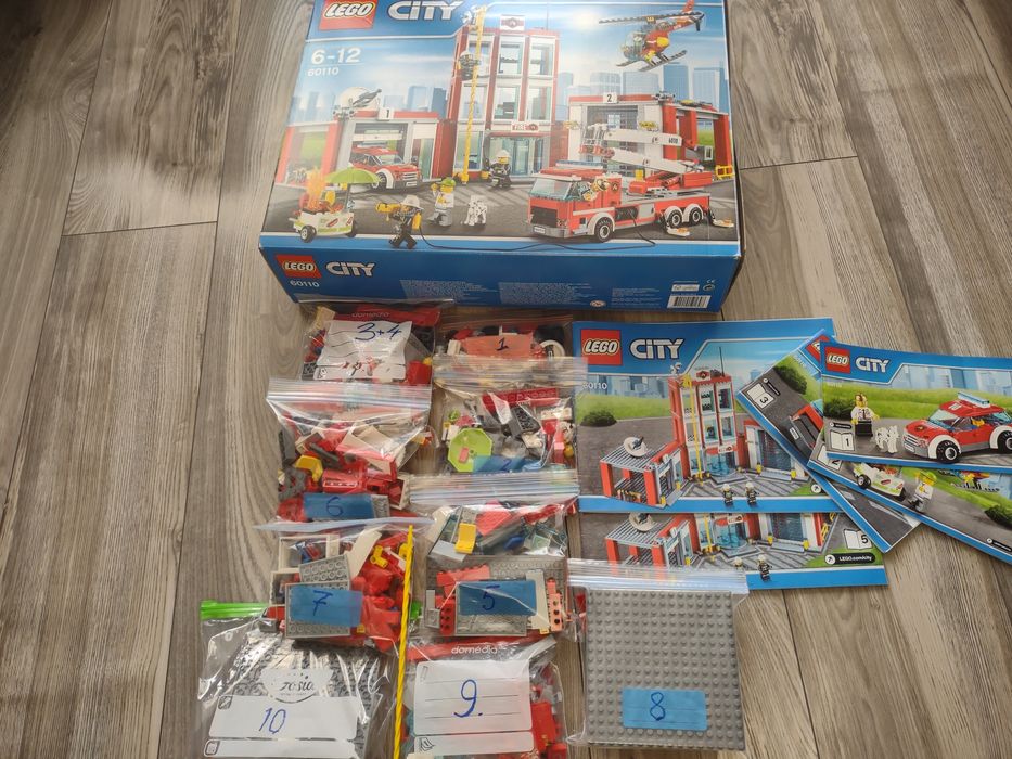 LEGO 60110 Remiza strażacka