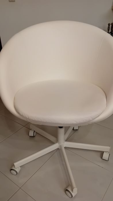 Cadeira giratória Skruvsta