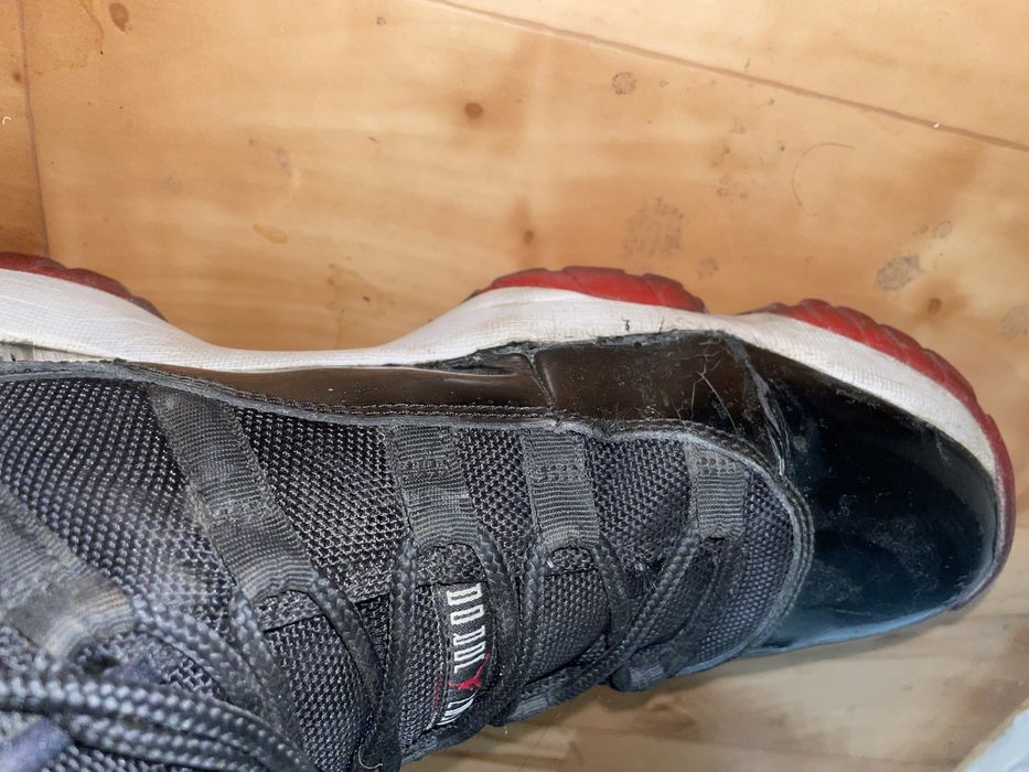 Jordan 11 playoffs (2012) Bred