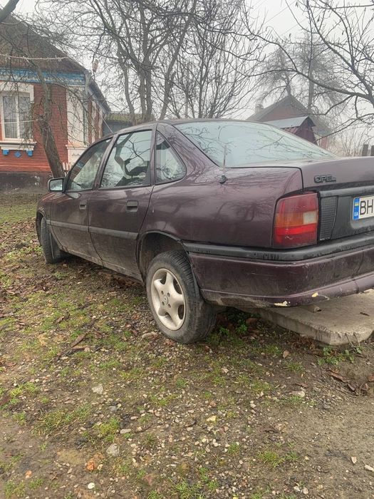 Продам опеля 1.6 бенз