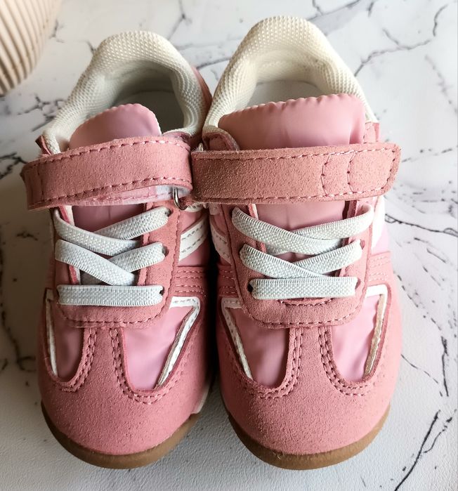 Girls' Pink Tennis Shoes - Size 22
