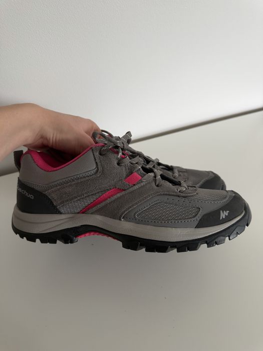 Buty turystyczne damskie Quechua MH100