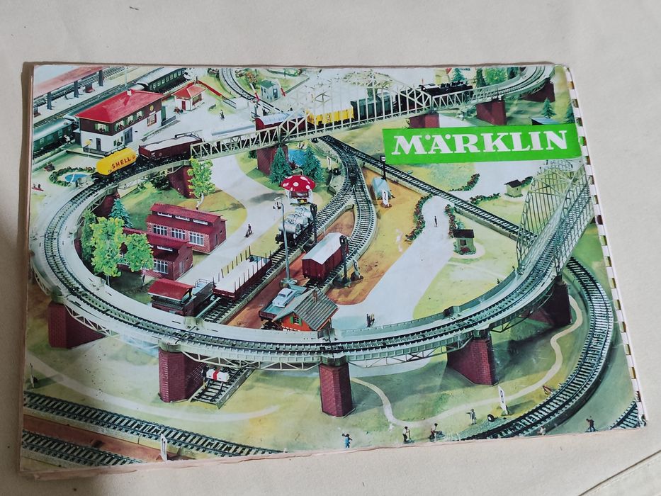 Instruções de montagem Märklin com esquemas de trilhos, VERSÃO ESPANHOLA
