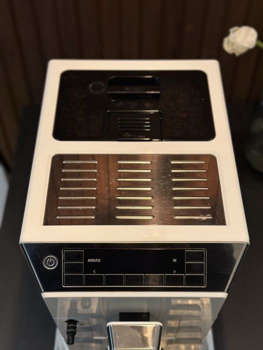 Кавомашина Delinghi ELETA CAPPUCINO TOP