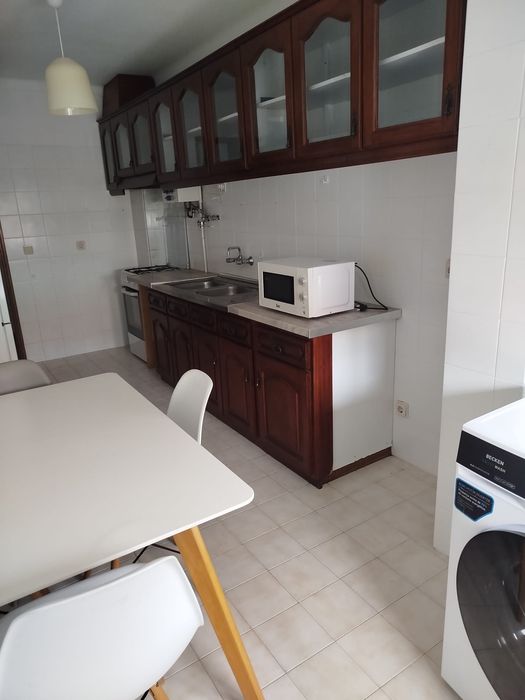 Apartamento T2 com lugar de garagem e varandas