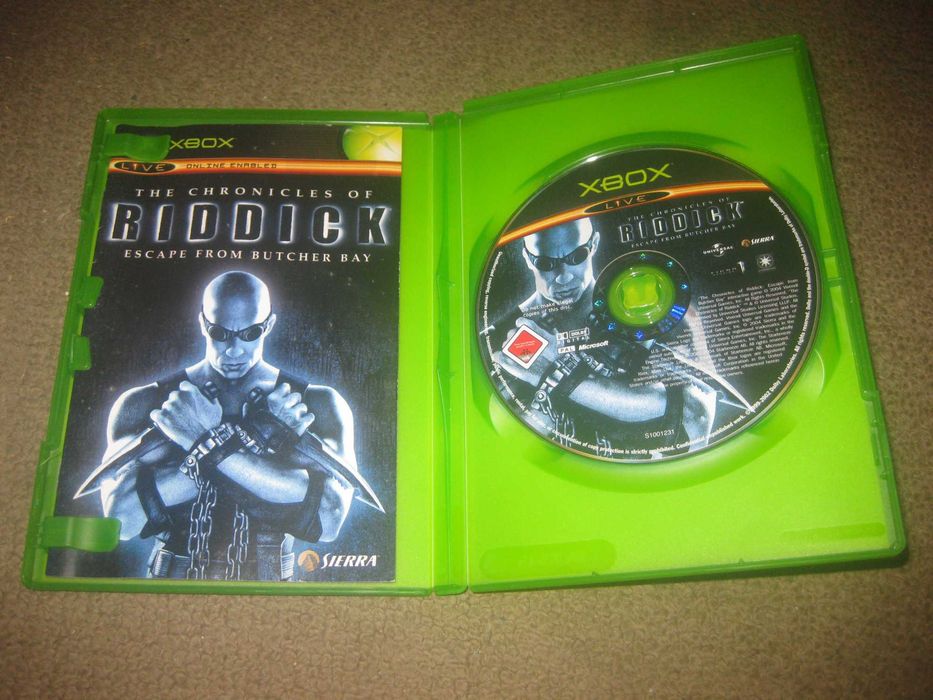 Jogo "The Chronicles of Riddick: Escape From Butcher Bay" para a XBOX Completo!