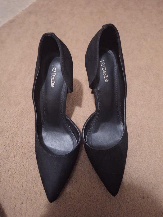 туфлі на каблуке