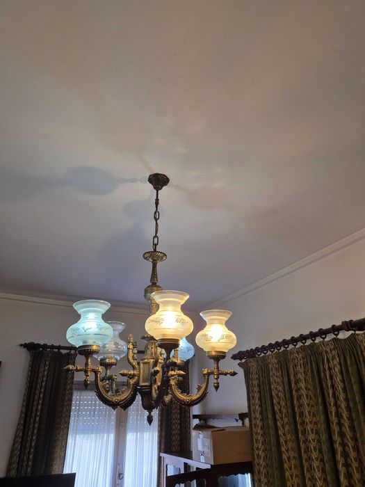 candeeiro de sala de jantar clássico