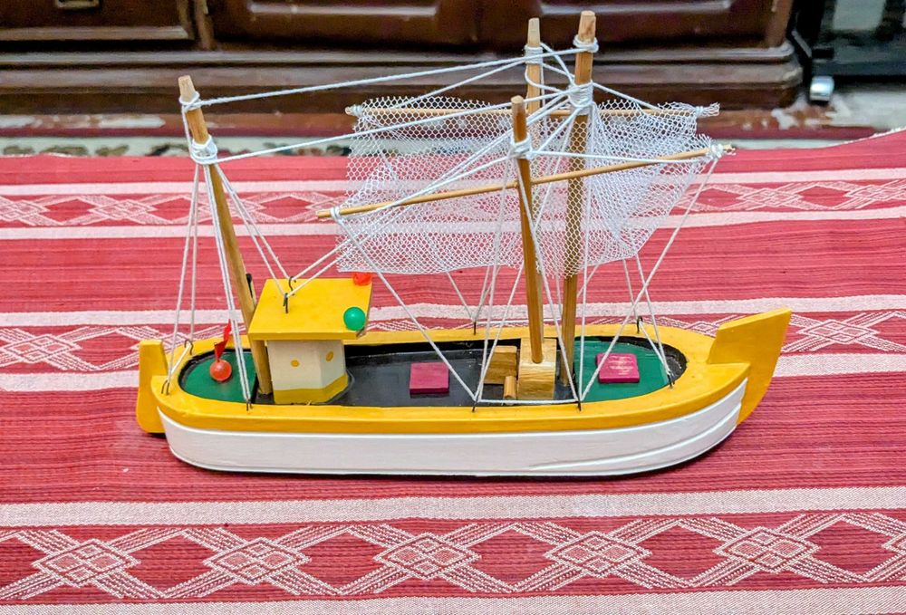 Barco decorativo tradicional português - Modelo artesanal