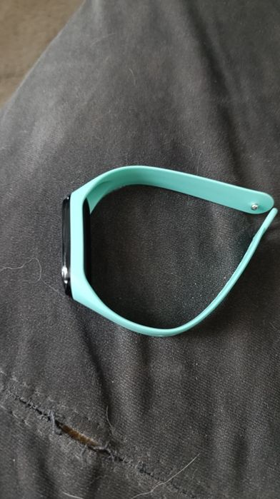 Młodzieżowy zegarek z ekranem led