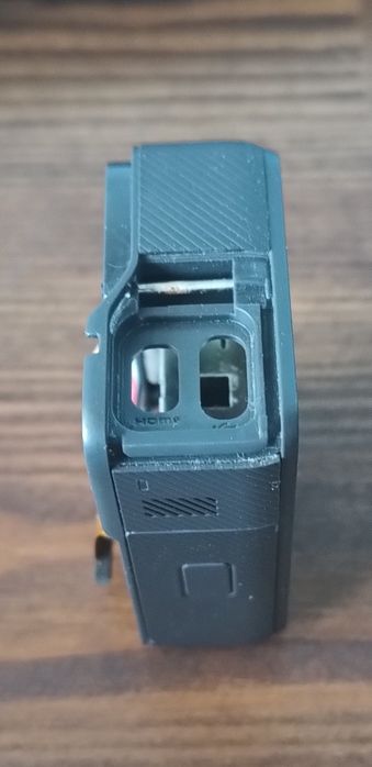 Продам частину корпусу з сенсорним екраном  GOPRO 5 HERO BLACK