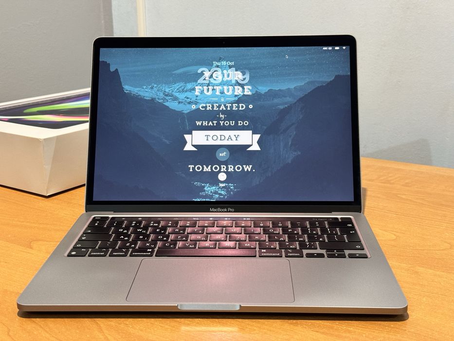 Macbook pro m1 2020 8/256