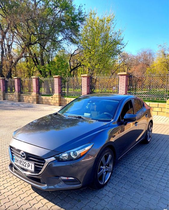 Продам Mazda 3 2018