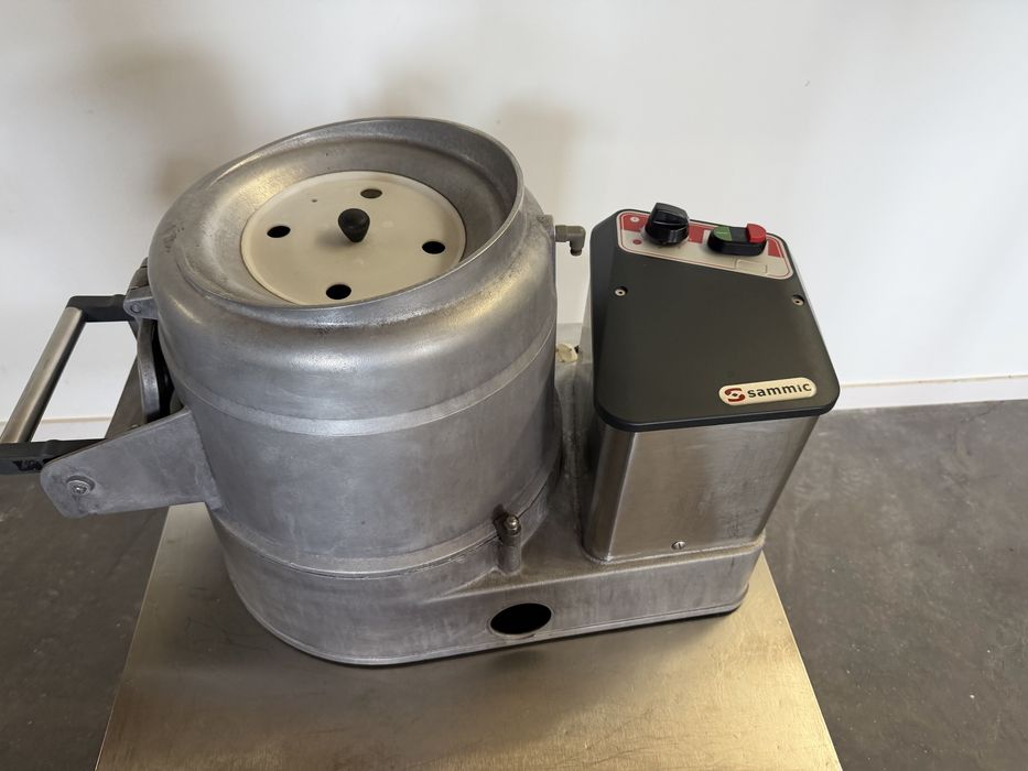 Maquina de descascar batatas bancada Sammic