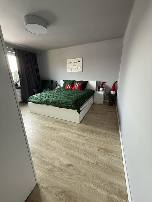 Przestronny dom jednorodzinny 3-kondygnacyjny – další