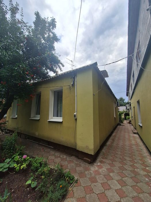 Продам отличный дом 108 м2 с бизнесом- магазин.