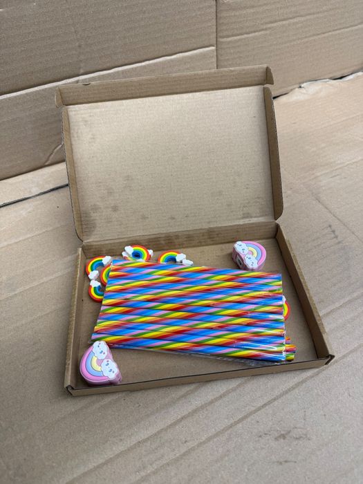 Ołówko / kredki z ostrzykami i gumkami | zestaw