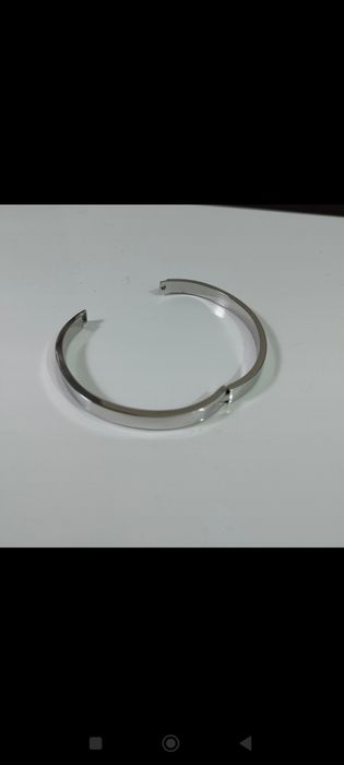 Pulseira em aço inoxidavel