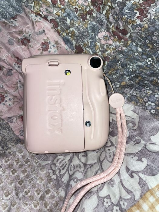 FUJIFILM INSTAX MINI 11 w zestawie Stan bardzo dobry