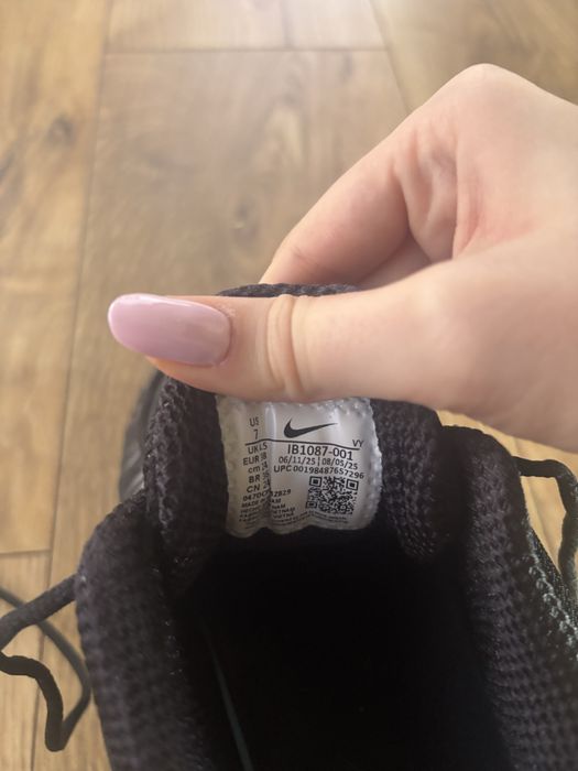 nike shox czarne