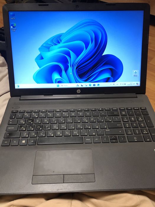 Ноутбук Hp 250 g7
