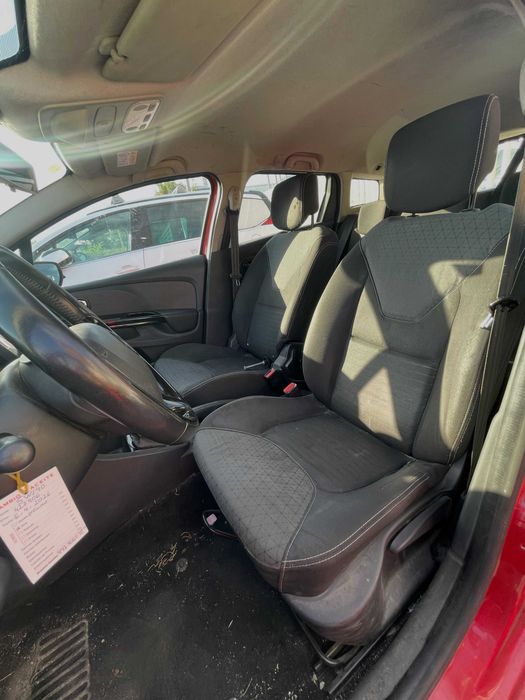 RENAULT CLIO IV CARRINHA 2013 PARA PEÇAS