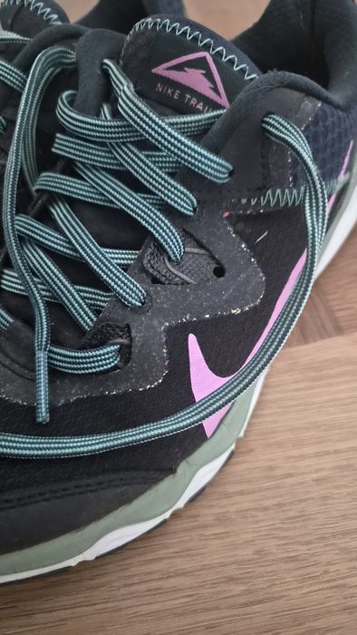 Nike trailer roz. 38.5